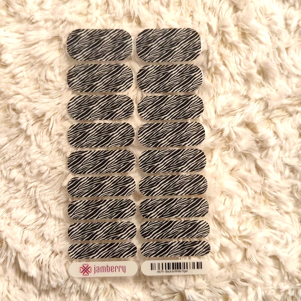 Jamberry black and white tiger